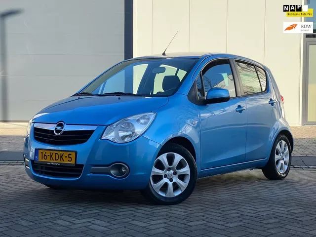 Opel Agila (2009) — foto 1