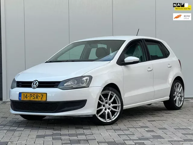 Volkswagen Polo (2011) — foto 1