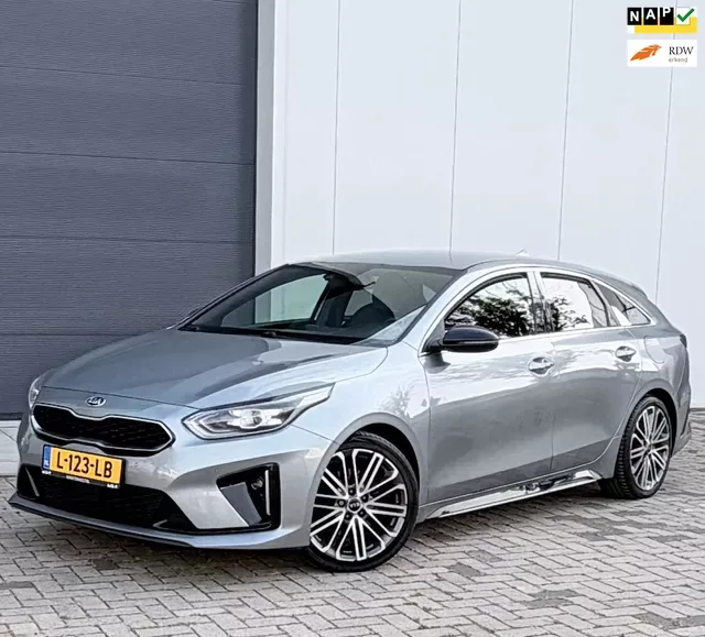 Kia ProCeed (2021) — foto 1