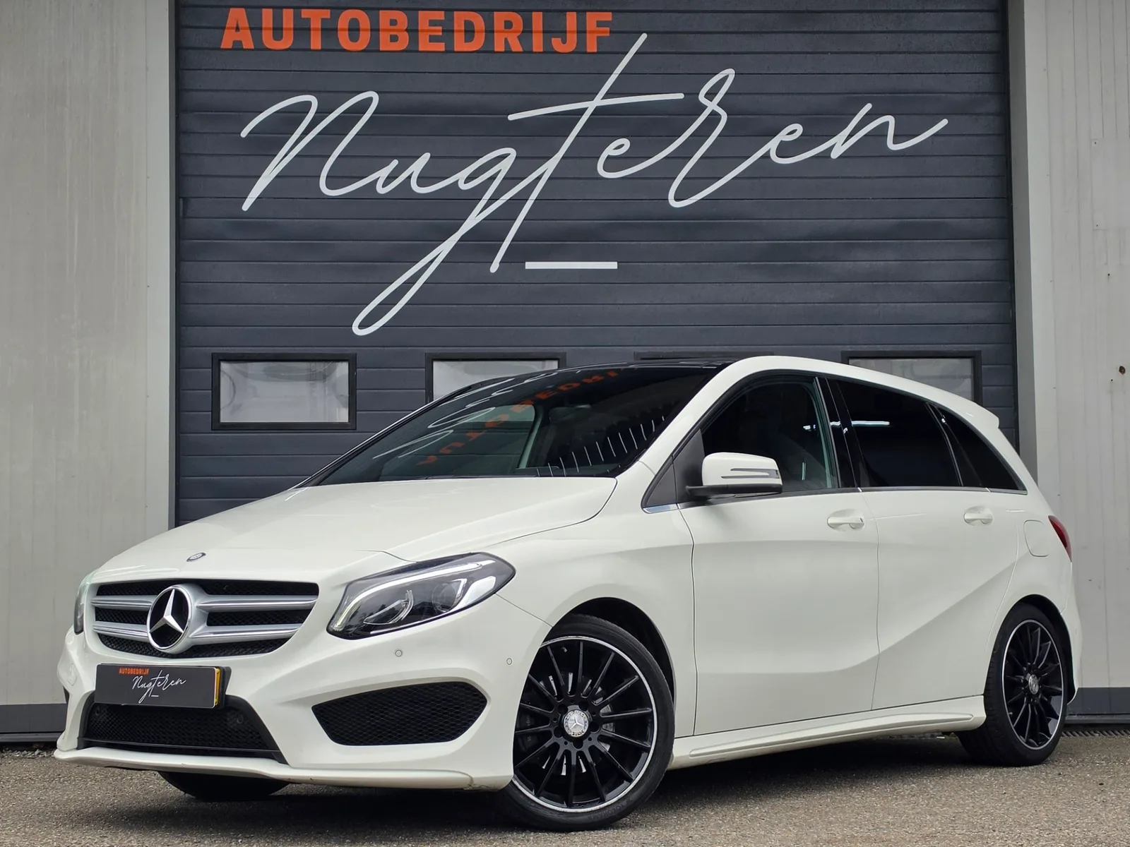 Mercedes-Benz B-Klasse (2015) — foto 1