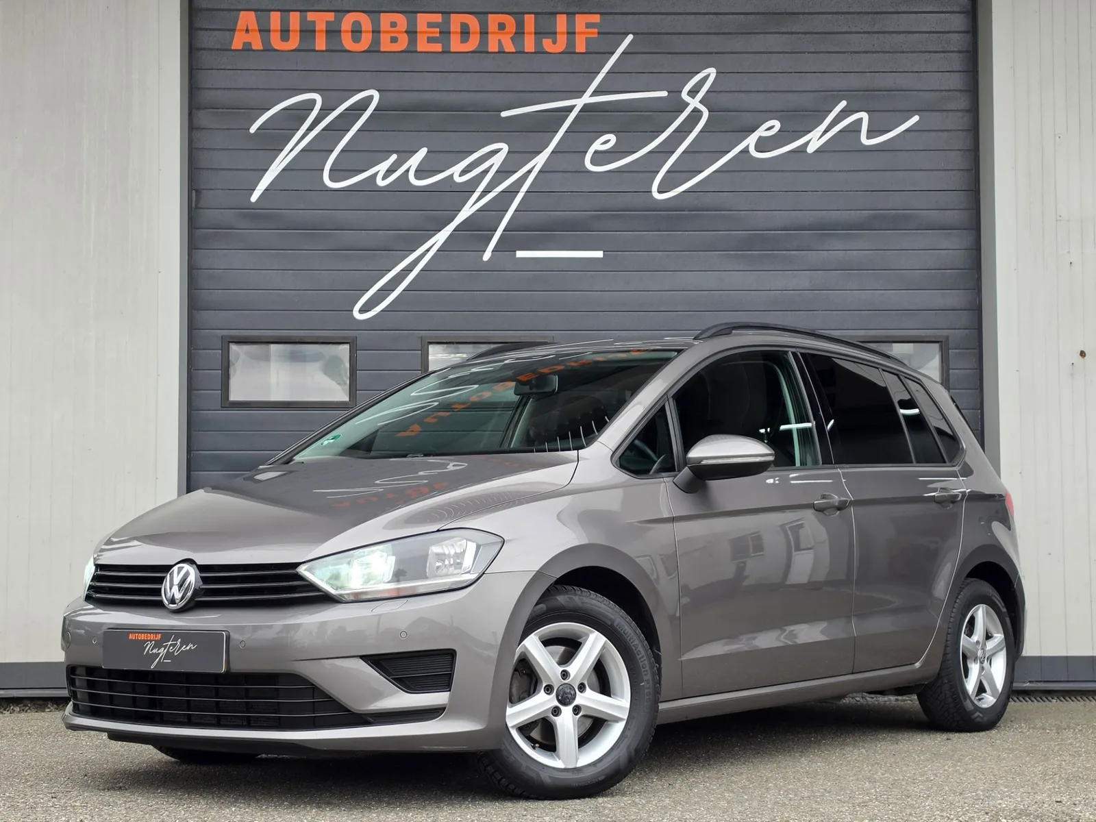 Volkswagen Golf Sportsvan (2014) — foto 1