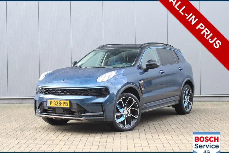 Lynk & Co 01 (2022)