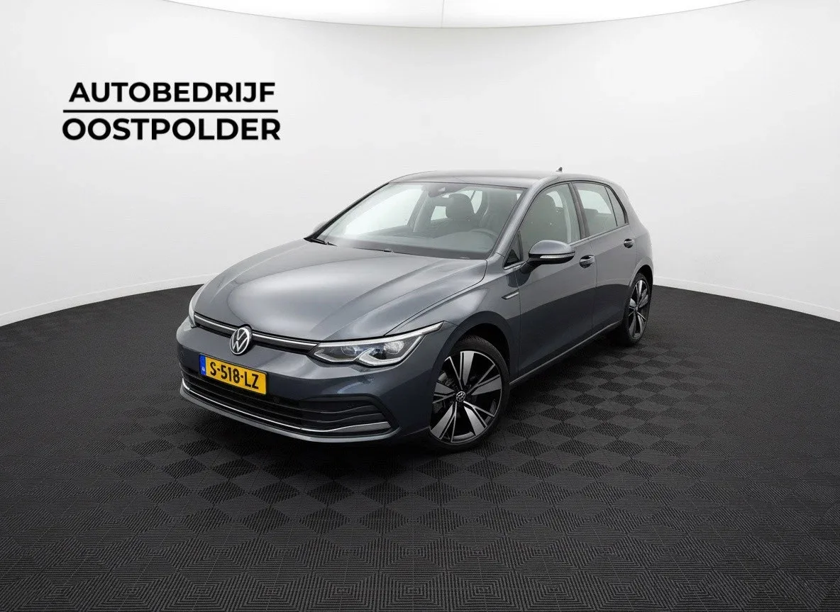 Volkswagen Golf (2021) — foto 1