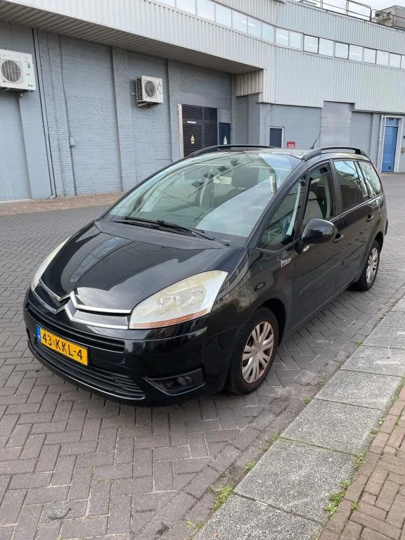 Citroën Grand C4 Picasso (2010) — foto 1