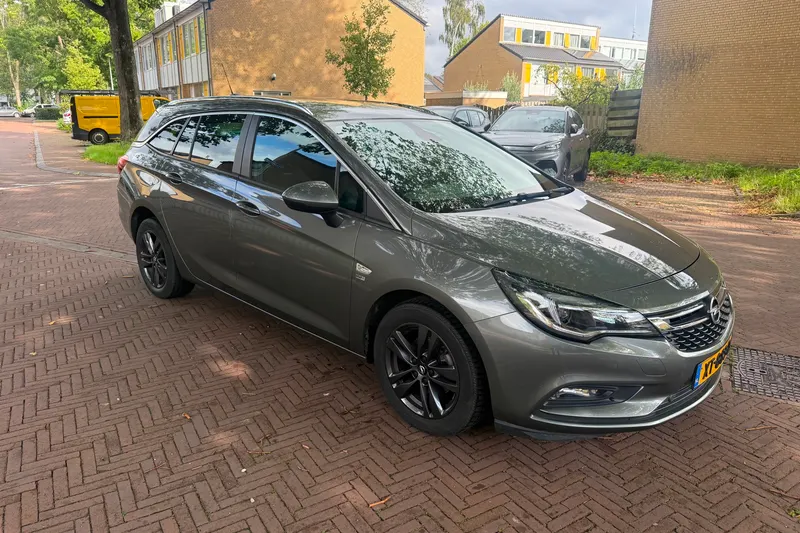 Opel Astra (2019)