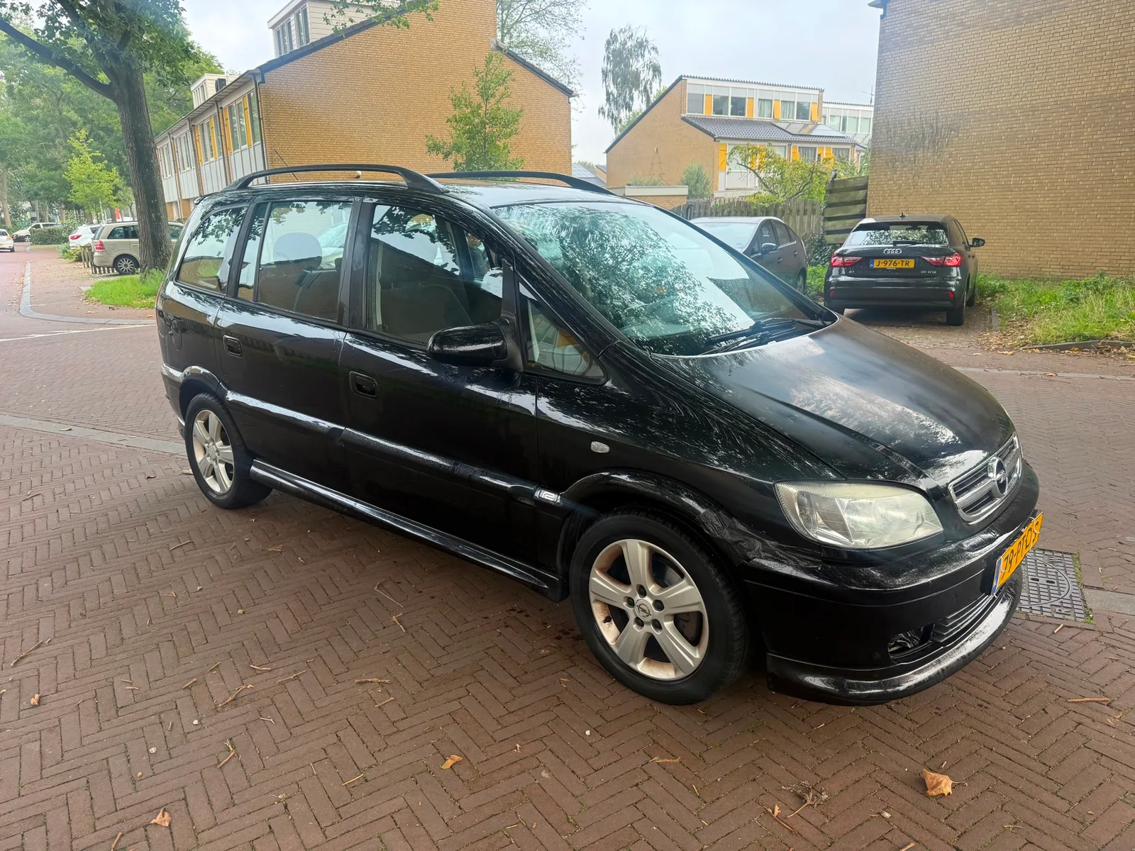 Opel Zafira (2004) — foto 1