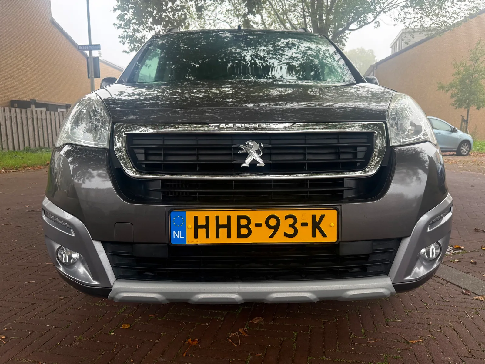 Peugeot Partner (2017) — foto 1