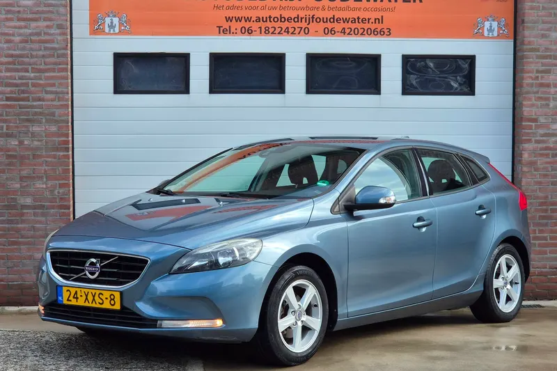 Volvo V40 (2012)