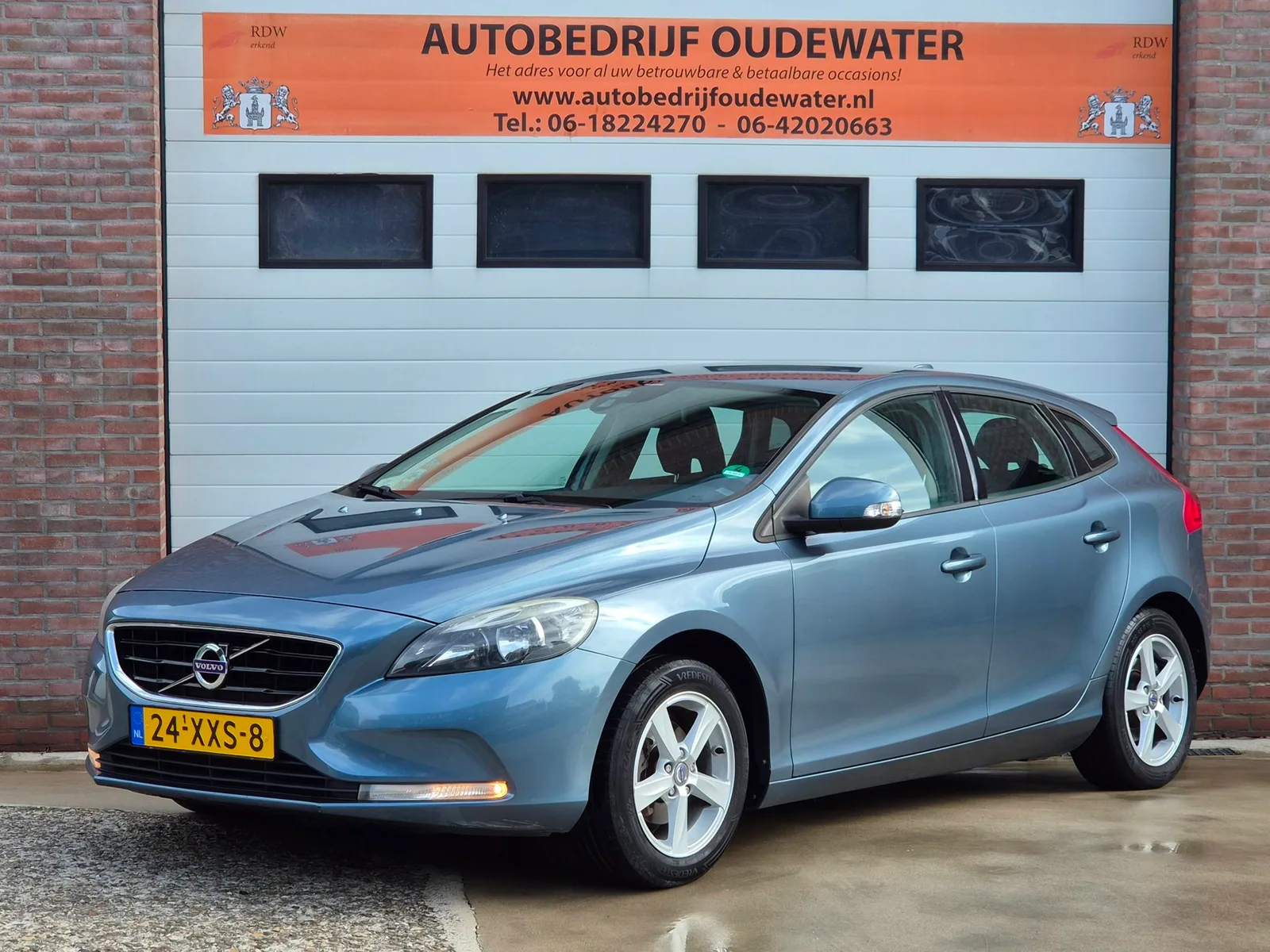 Volvo V40 (2012) — foto 1