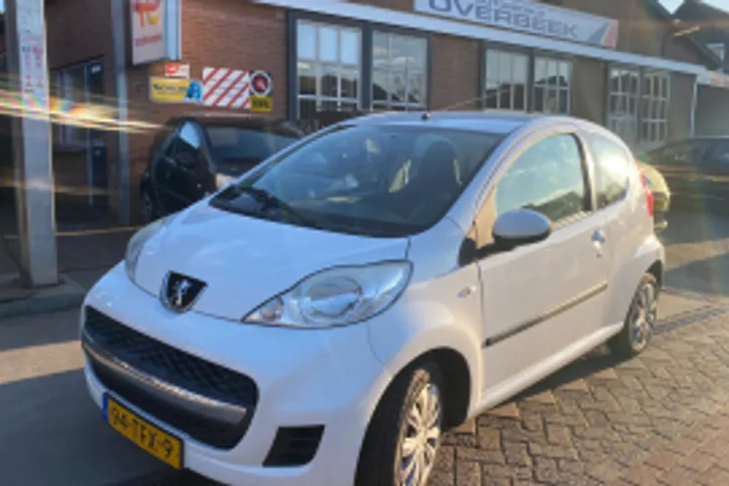 Peugeot 107 (2012)