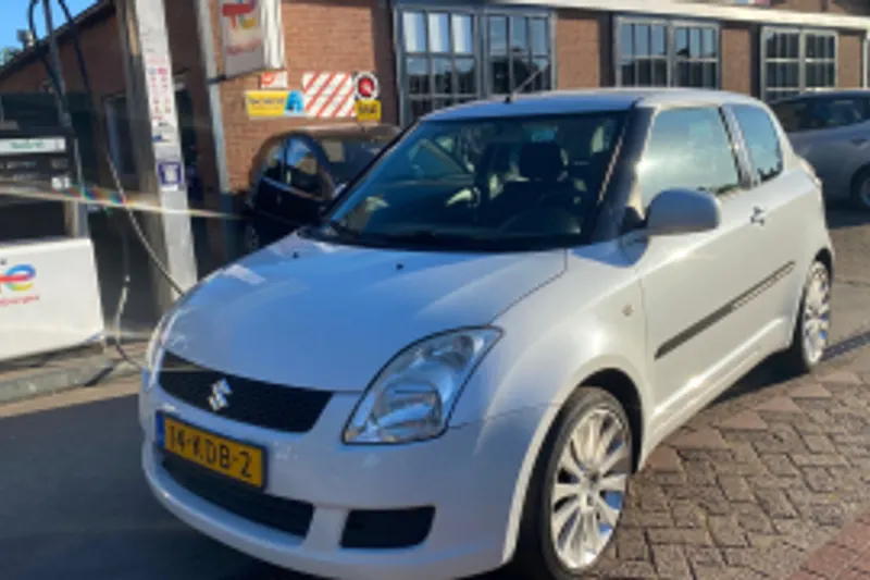 Suzuki Swift (2009)