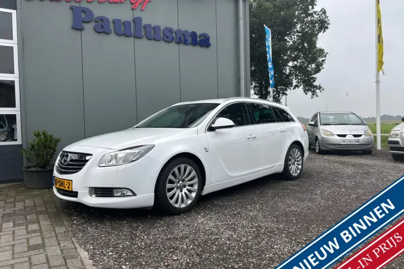 Opel Insignia (2011)