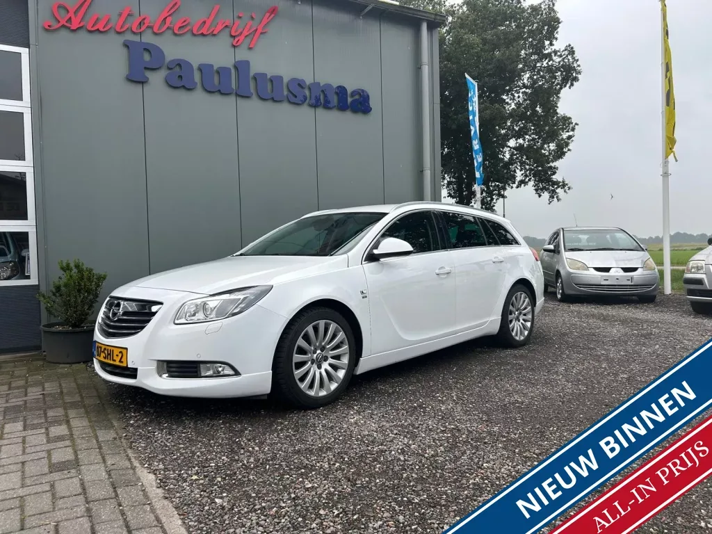 Opel Insignia (2011) — foto 1