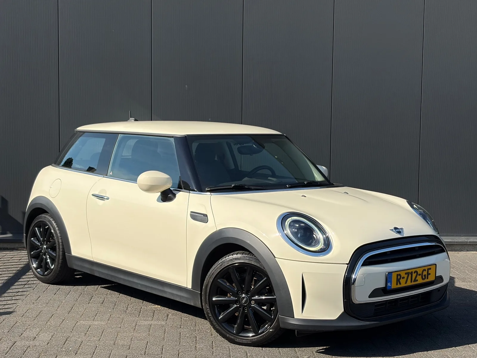 MINI Cooper (2022) — foto 1