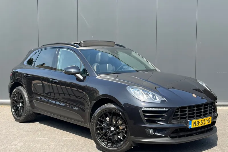 Porsche Macan (2017)
