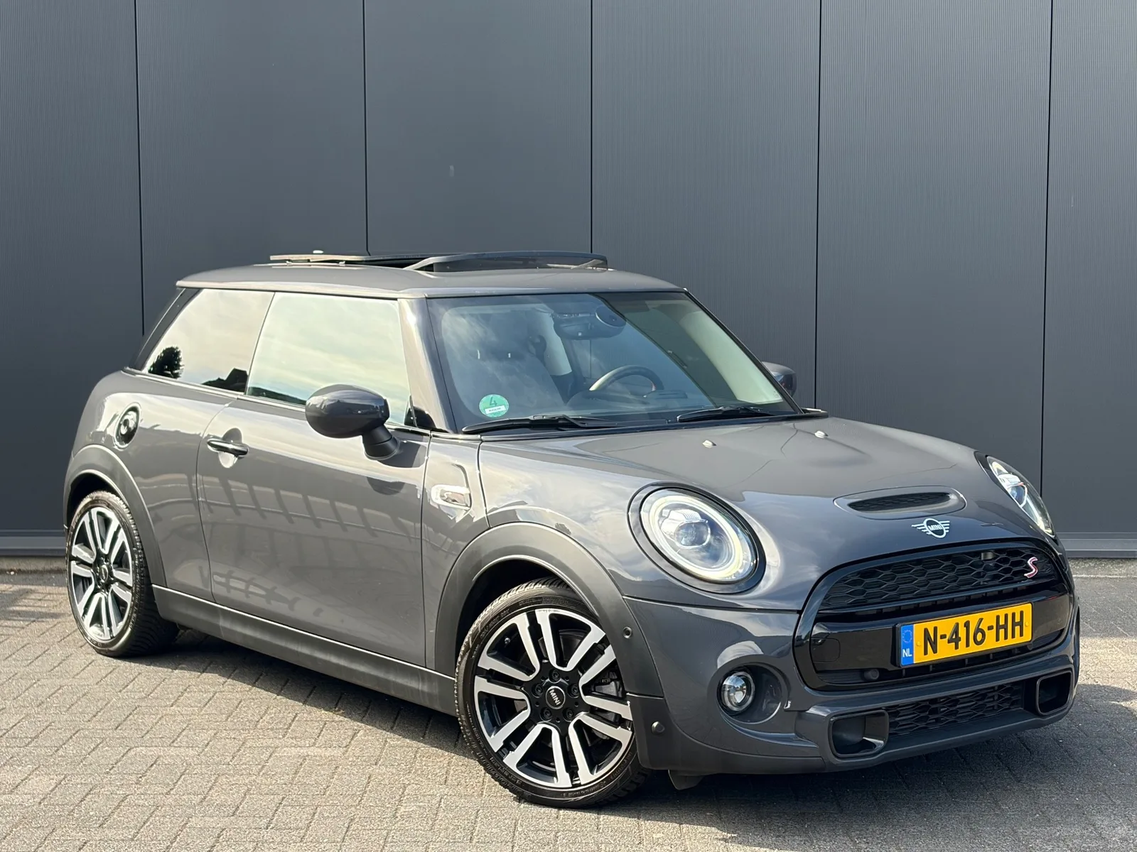 MINI Cooper S (2021) — foto 1
