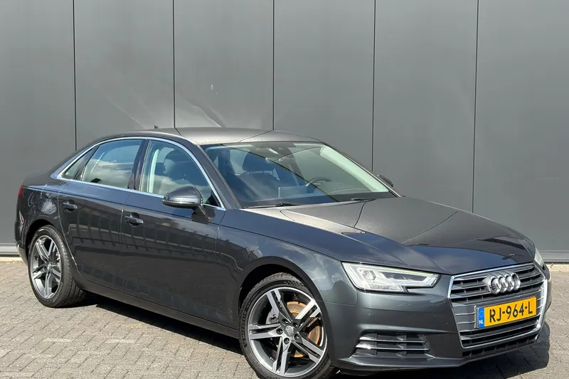 Audi A4 (2017)