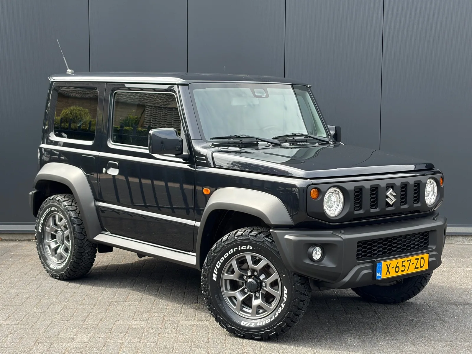 Suzuki Jimny (2020) — foto 1