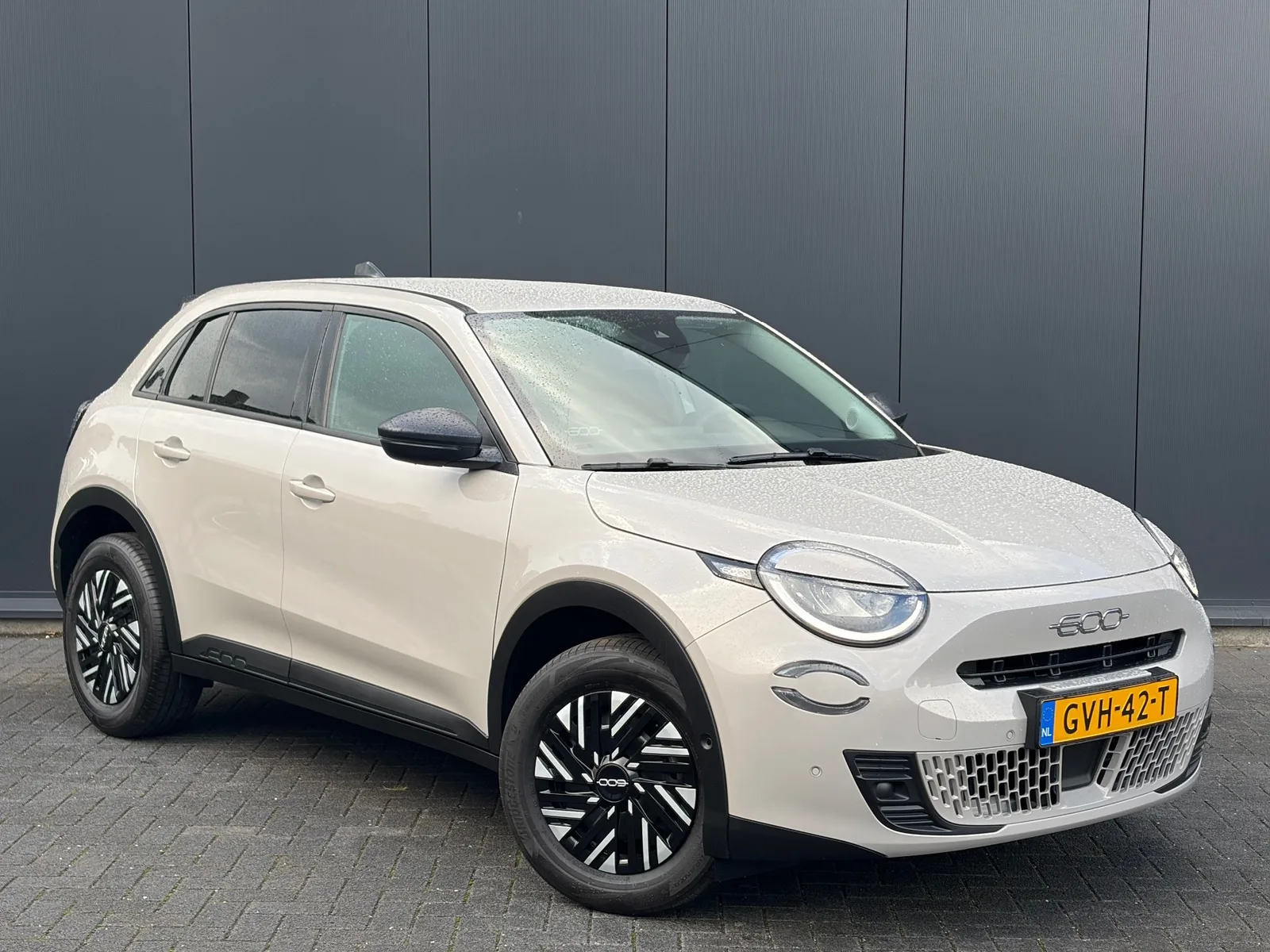 Fiat 600 (2024) — foto 1
