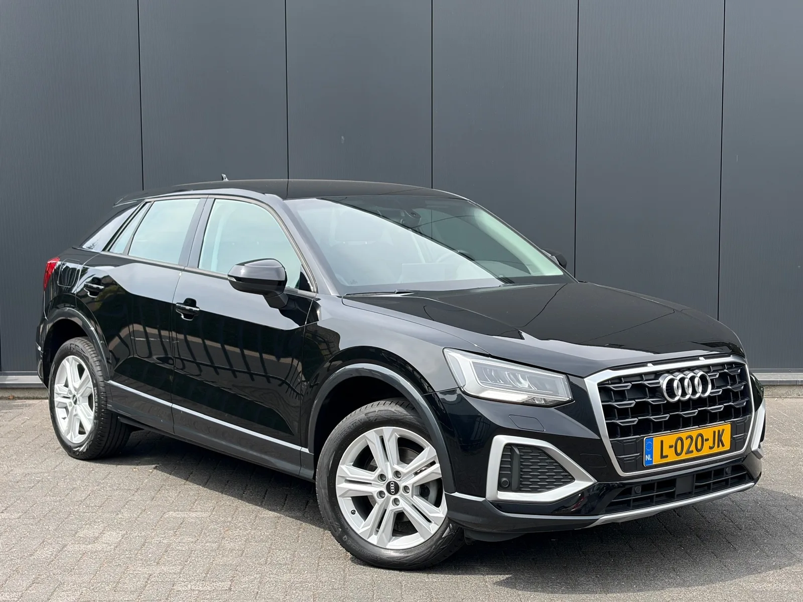 Audi Q2 (2021) — foto 1
