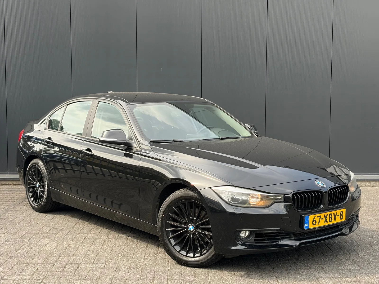 BMW 3-Serie (2012) — foto 1