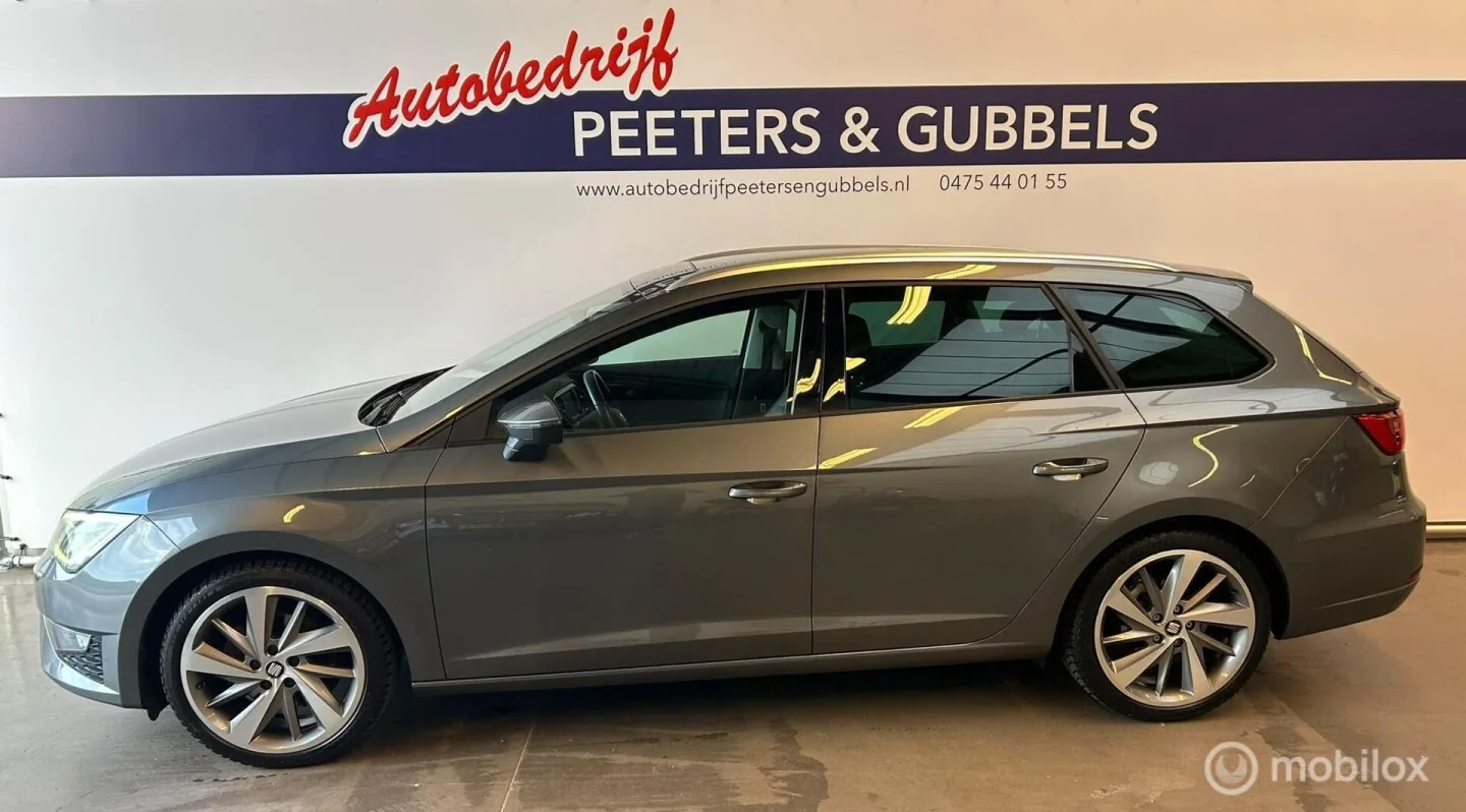 SEAT Leon (2016) — foto 1