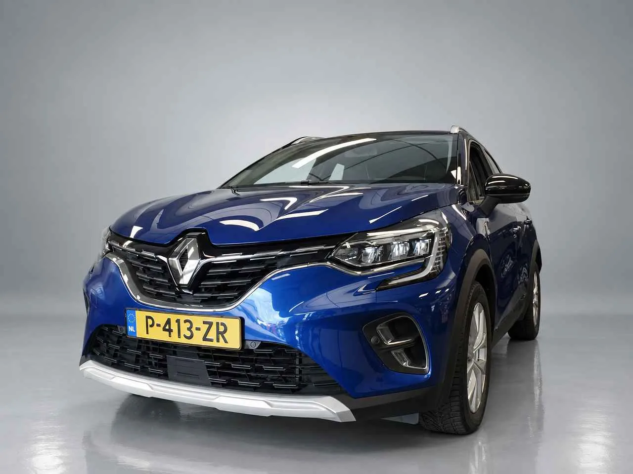 Renault Captur (2022) — foto 1