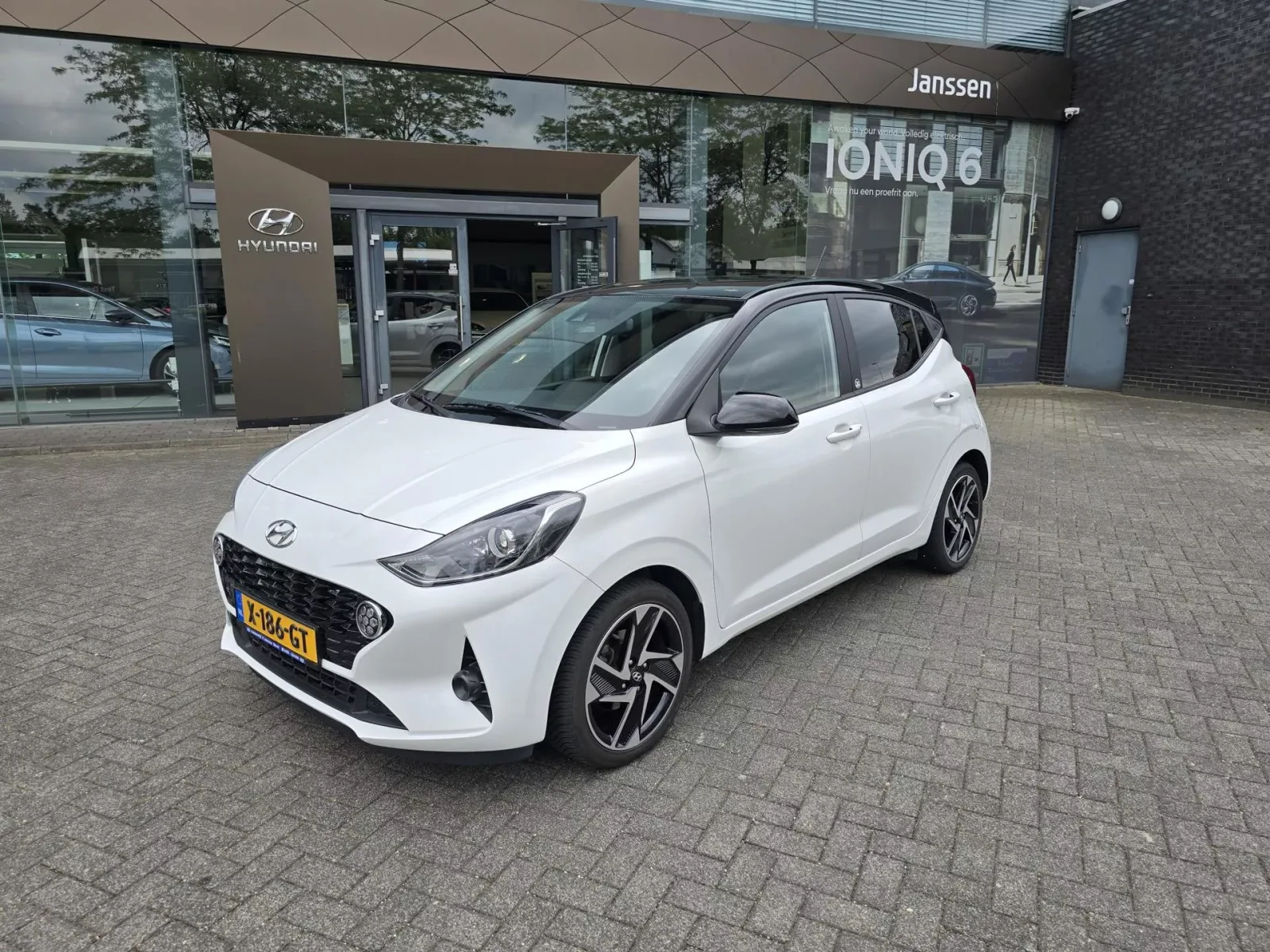 Hyundai i10 (2022) — foto 1