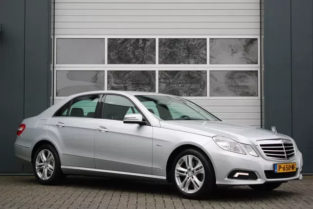 Mercedes-Benz E-Klasse (2010) — foto 1