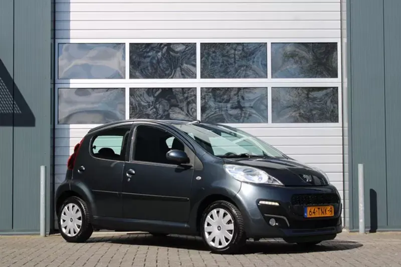 Peugeot 107 (2012)
