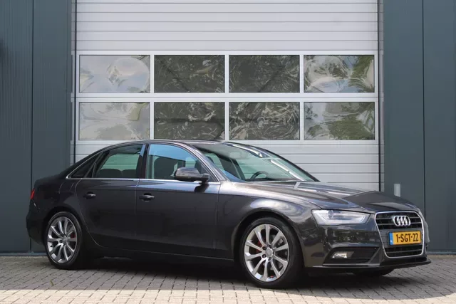 Audi A4 (2013) — foto 1