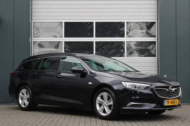 Opel Insignia (2018) — foto 1