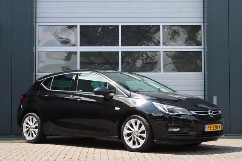 Opel Astra (2017)