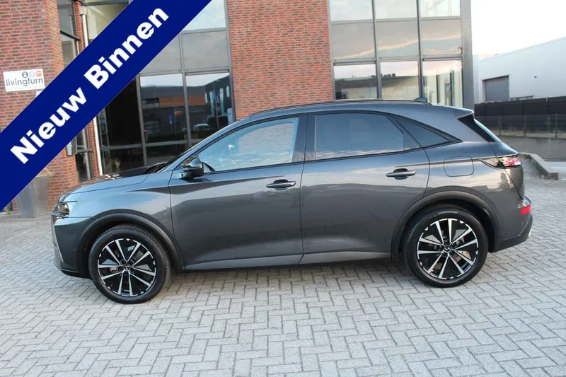 DS 7 (2025)