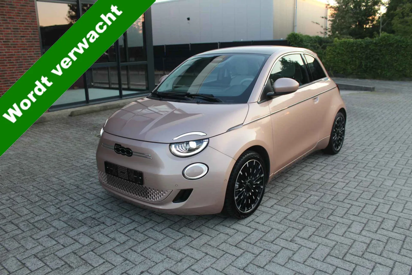 Fiat 500 (2024) — foto 1
