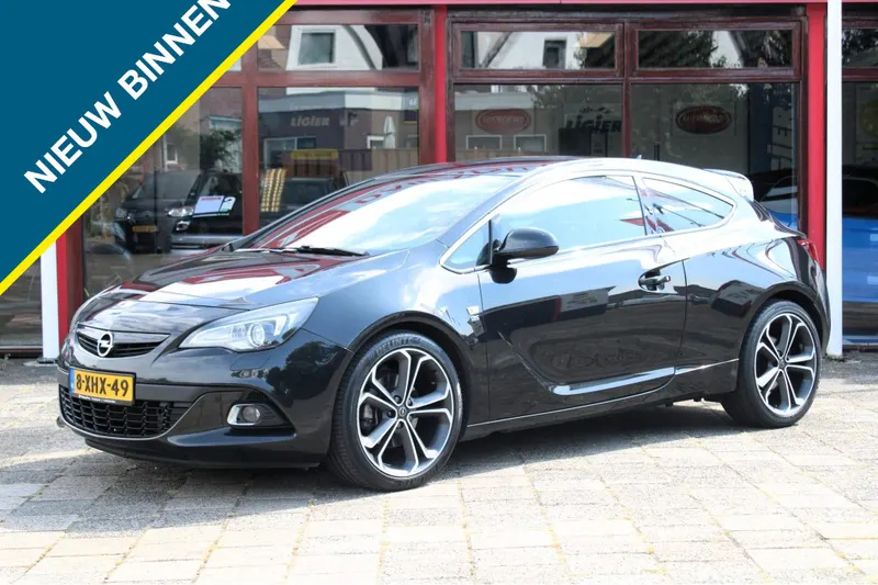 Opel Astra (2014)
