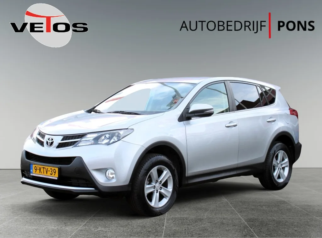 Toyota RAV4 (2013) — foto 1