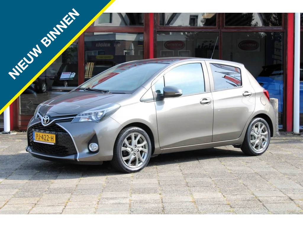 Toyota Yaris (2016) — foto 1