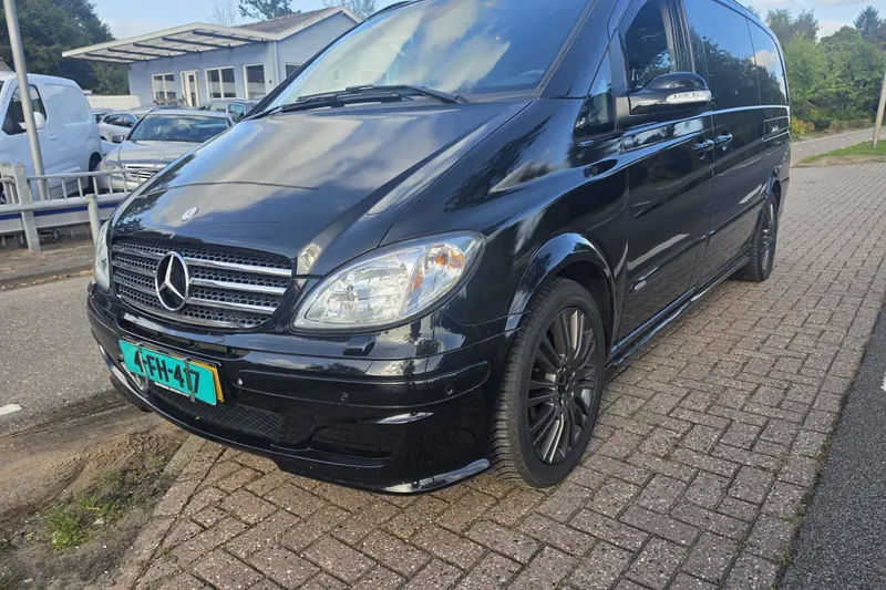 Mercedes-Benz Viano (2009)