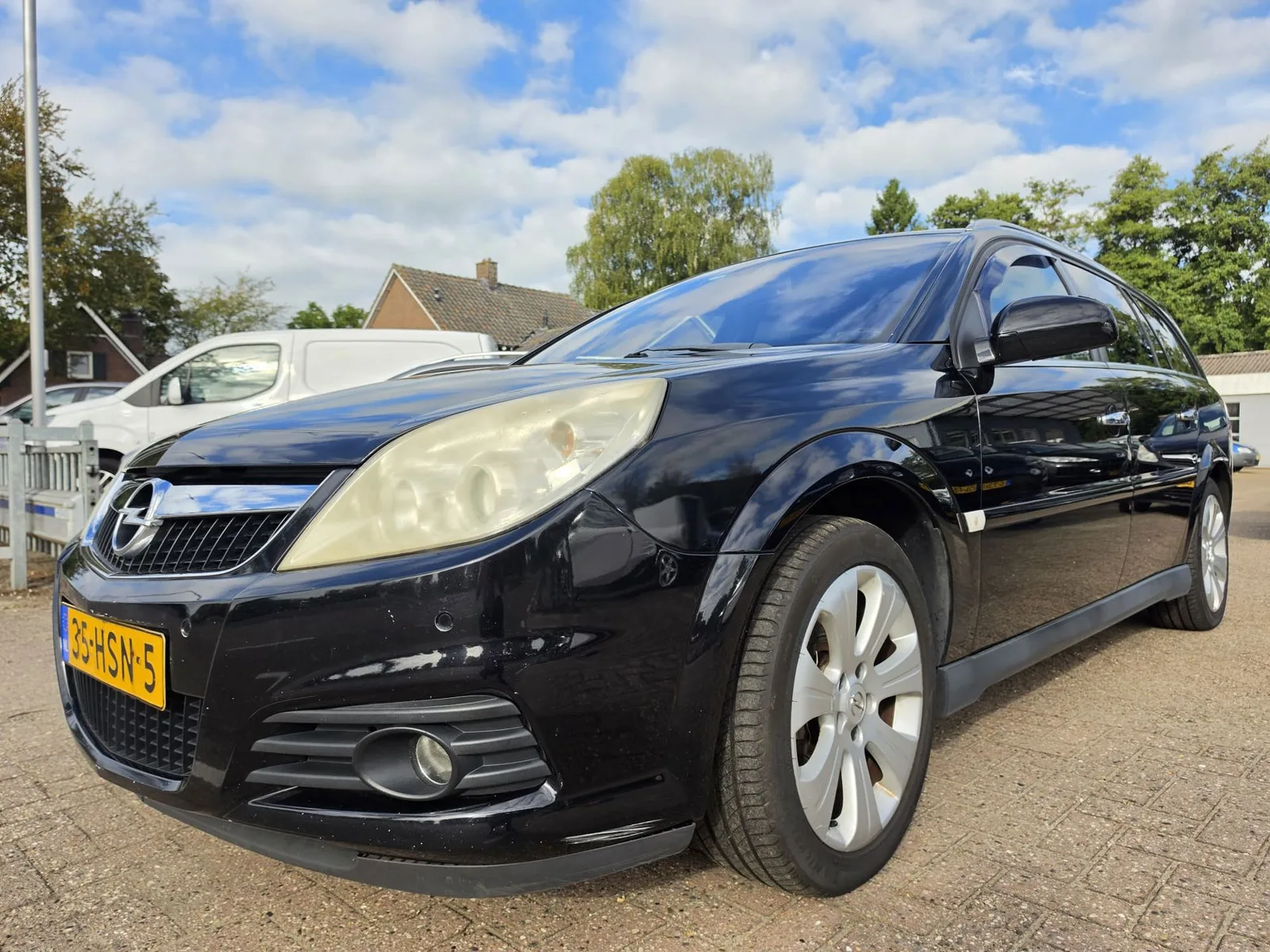 Opel Vectra (2009) — foto 1