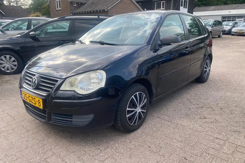 Volkswagen Polo (2008)