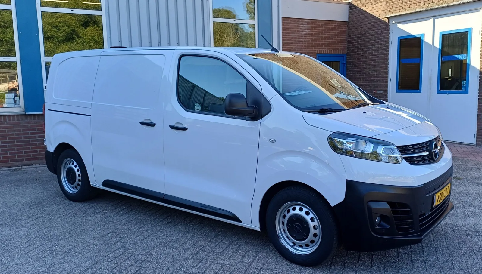 Opel Vivaro-e (2022) — foto 1