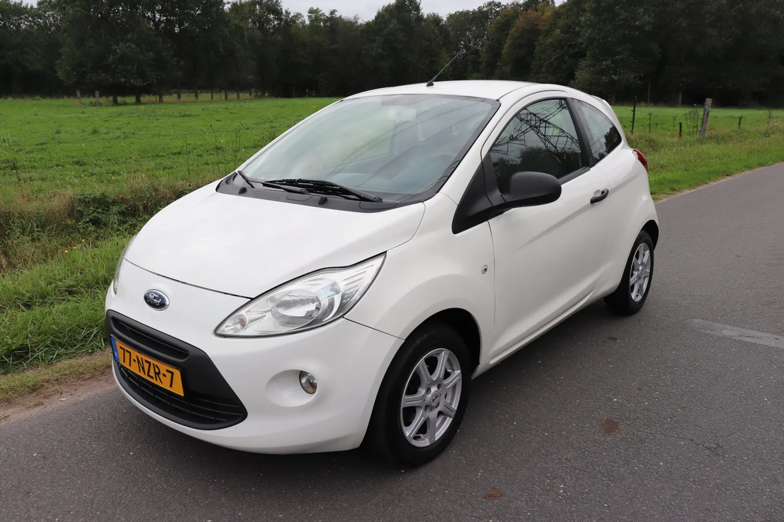 Ford Ka (2011) — foto 1