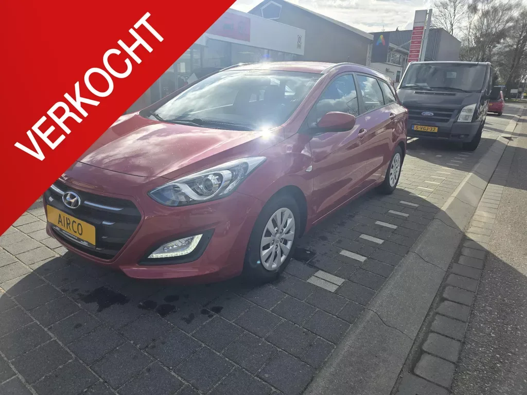 Hyundai i30 (2016) — foto 1
