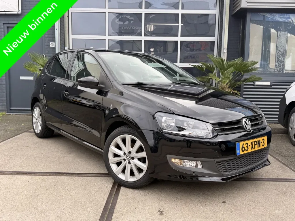 Volkswagen Polo (2012) — foto 1