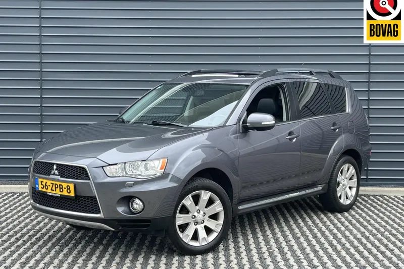 Mitsubishi Outlander (2013)
