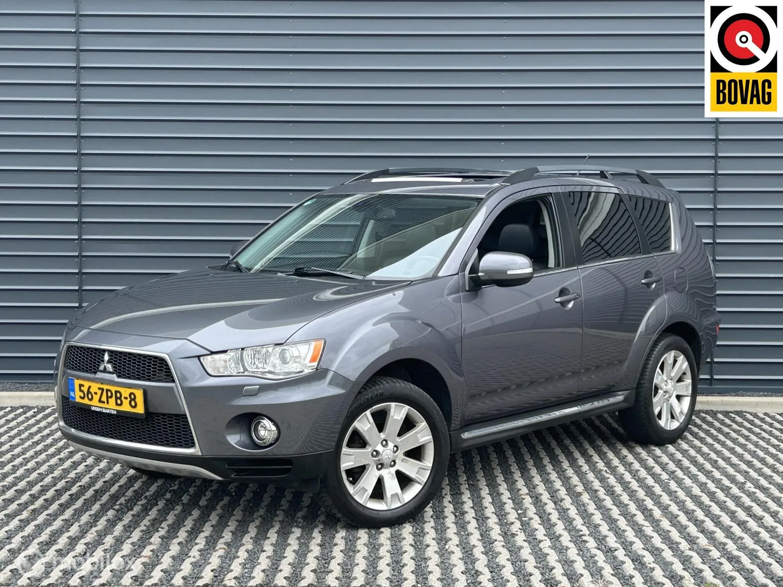 Mitsubishi Outlander (2013) — foto 1