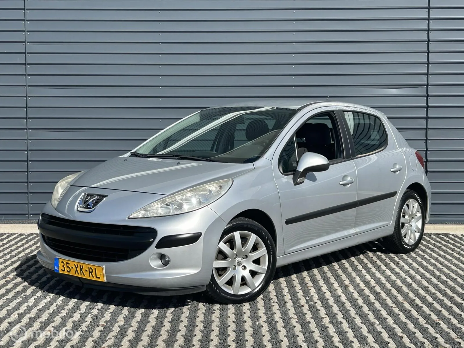 Peugeot 207 (2007) — foto 1