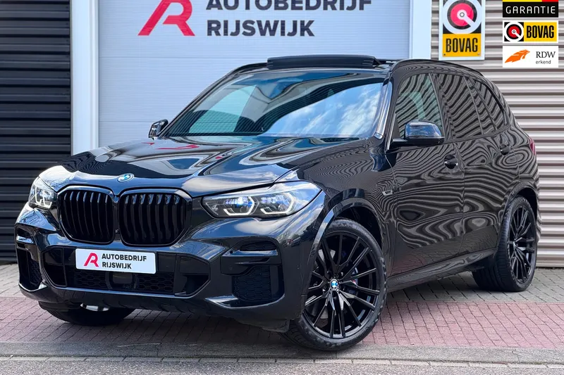 BMW X5 (2022)