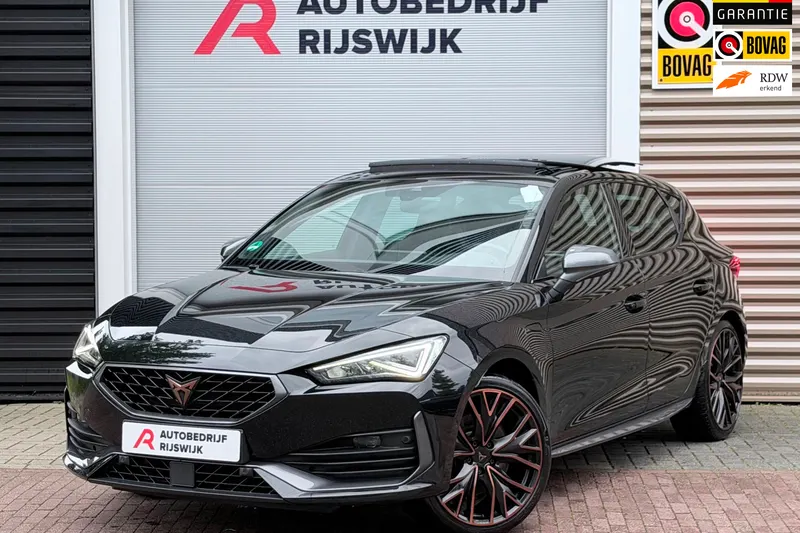 CUPRA Leon (2023)